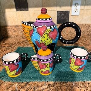 Vibrant Heart Patterned Tea Set